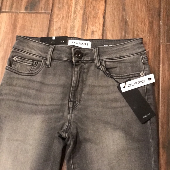 👖 NWT DL 1961 brand women’s instasculpt skinny jeans - Picture 2 of 11